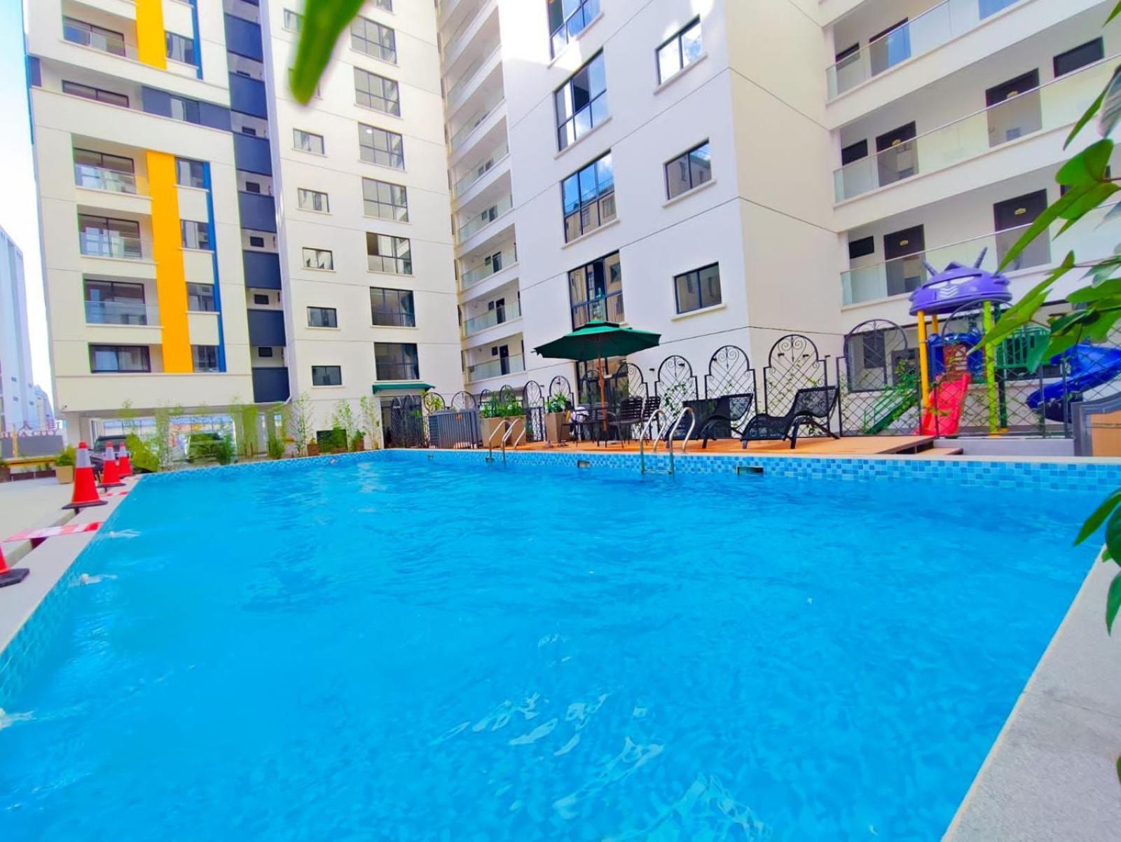अपार्टमेंट South B Near Airport